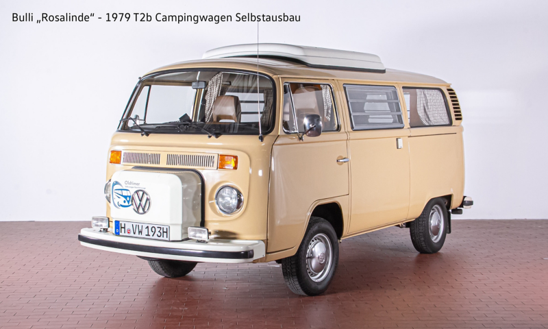 Rosalinde - 1979 T2b Campingwagen Selbstausbau schräg von vorne.