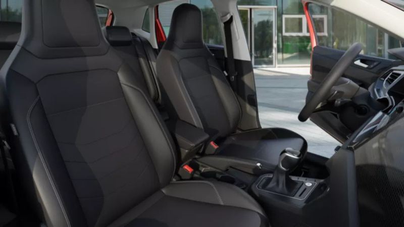 Imagen de los asientos de tela ergonomicos equipados VW Polo Hatchback