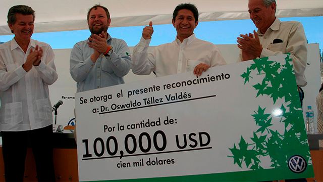 Oswaldo Téllez ganador por conservación de especies de cactáceas en Por Amor a México de Volkswagen