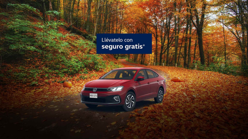 Virtus seminuevo en promoción, seguro gratis. Sedán para 5 pasajeros de color rojo.