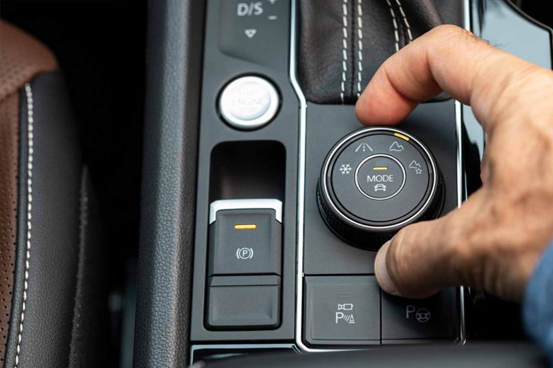 Botón del sistema 4MOTION con modos de manejo Active Control de Teramont VW. 