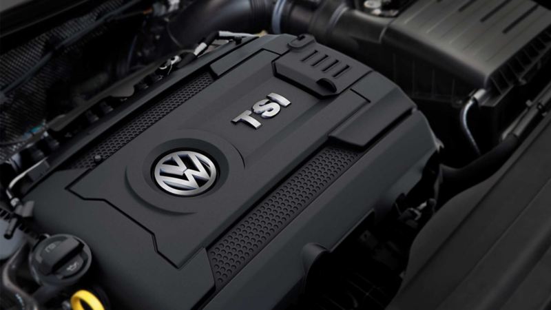 Motor de Tiguan 2022. Versión R-Line. Da potencia y velocidad a camioneta SUV de Volkswagen. 