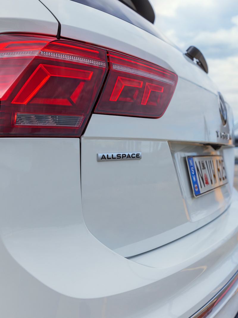 Close up on the rear lights of the Volkswagen Tiguan Allspace