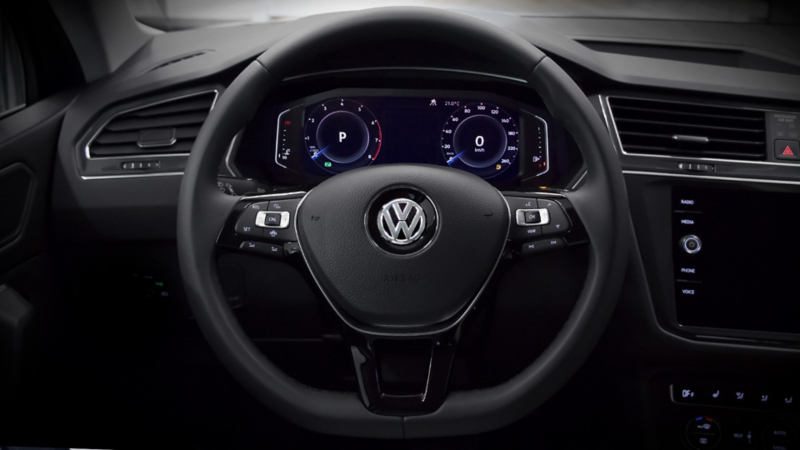 Volante multifunciones presente en Tiguan
