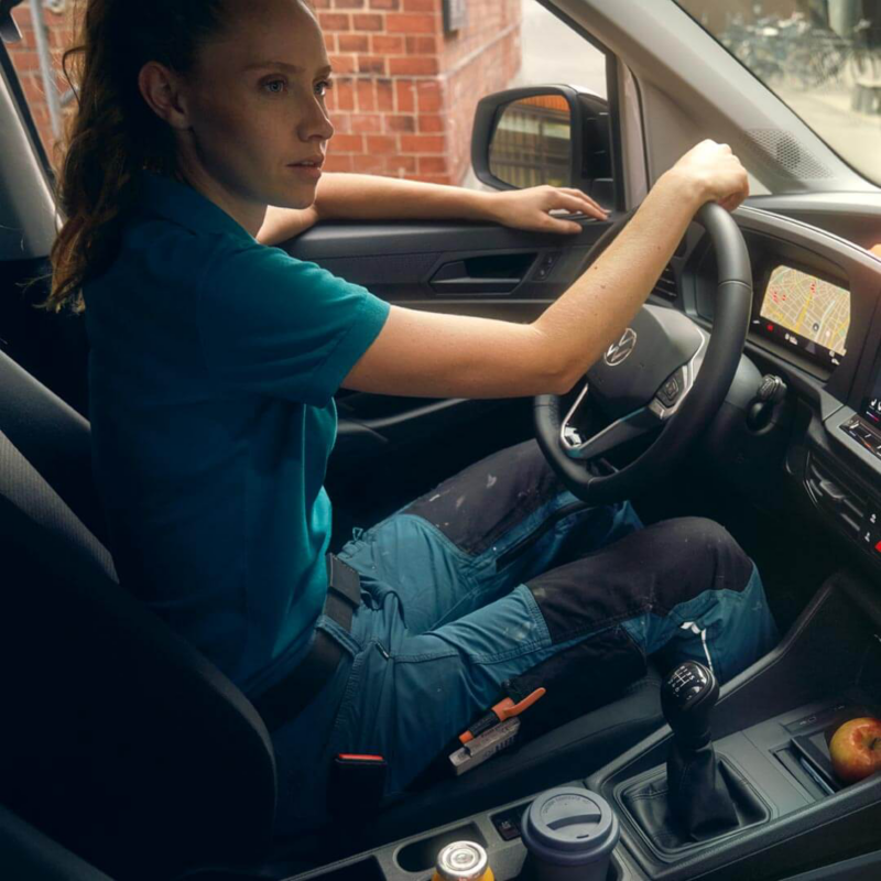 Caddy Cargo posee una cabina del conductor práctica y funcional que facilita el trabajo diario 