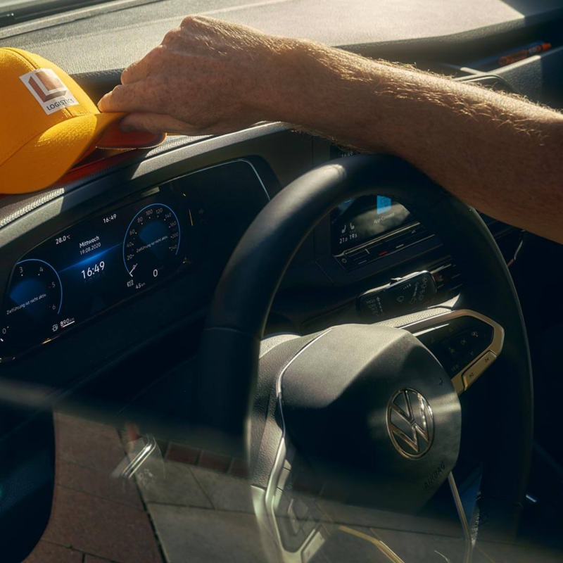 Disfruta de los vidrios eléctricos de Caddy Cargo y automatiza la ventilación