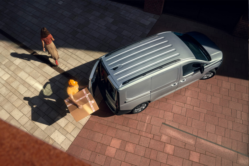 Camioneta tipo Van de carga, con gran espacio para transporte de mercancías