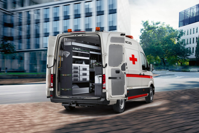 Vehículo eléctrico VW utilizado como ambulancia