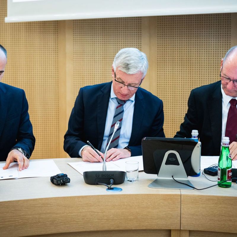 Volkswagen Poznań, Miasto Poznań oraz Instytut Logistyki i Magazynowania w Poznaniu nawiązują strategiczną współpracę.
