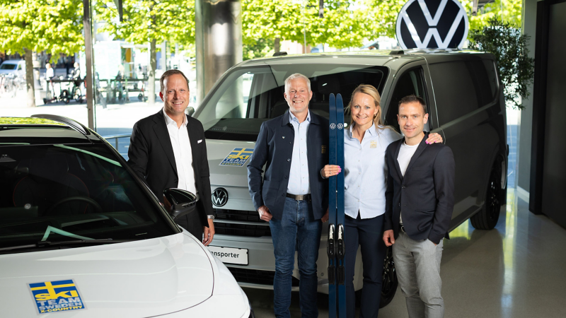 Sten Forsberg (chef Volkswagen Personbilar), Lars Öberg (längdchef Svenska Skidförbundet), Malin Westhed (marknadschef Svenska Skidförbundet, längd) och Markus Ostermaier (chef Volkswagen Transportbilar).