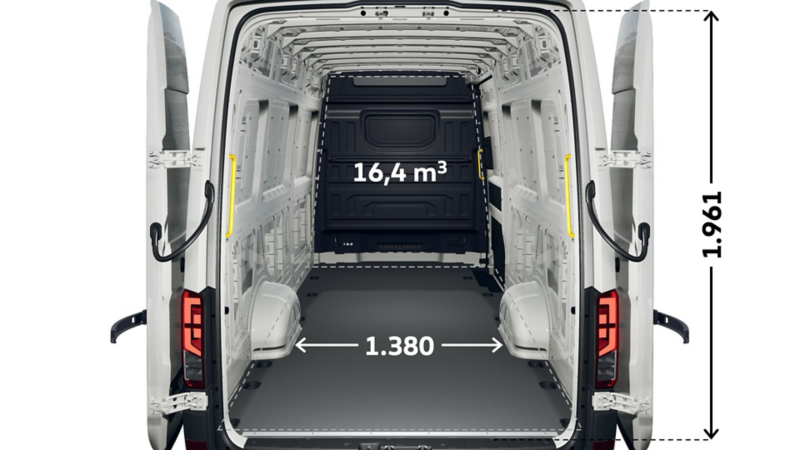 Lastutrymme på VW Crafter Skåp med långt axelavstånd, överhäng och högt tak, måttskiss.