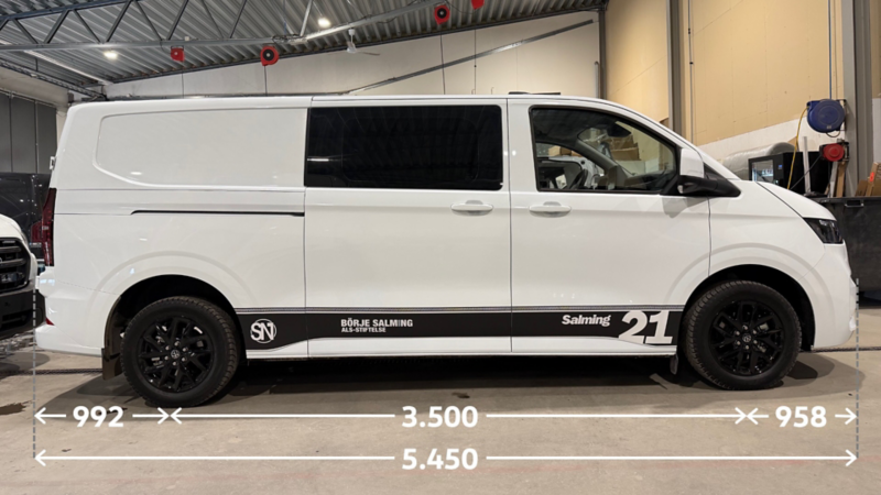 Måttskiss VW Transporter Twin Cabin Salming Edition framifrån: längd.