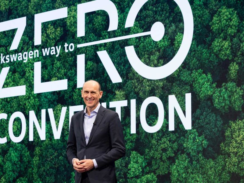 Ralf Brandstatter, CEO de Volkswagen en presentación Way To Zero. 