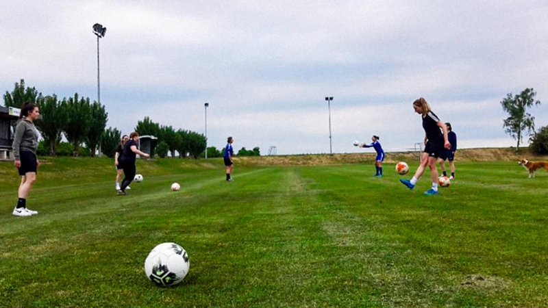 Training auf dem Fußballplatz