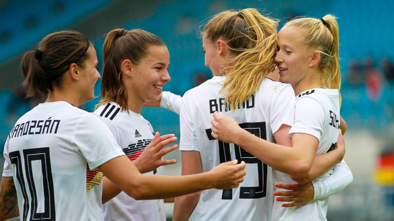 DFB, Frauen-Nationalmannschaft, Dzsenifer Marozsan, Jule Brand, Lea Schüller​