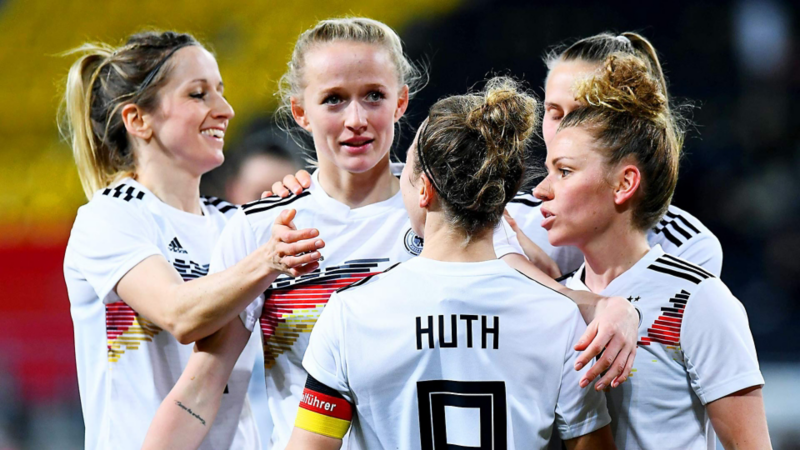 DFB, Frauen-Nationalmannschaft, Svenja Huth