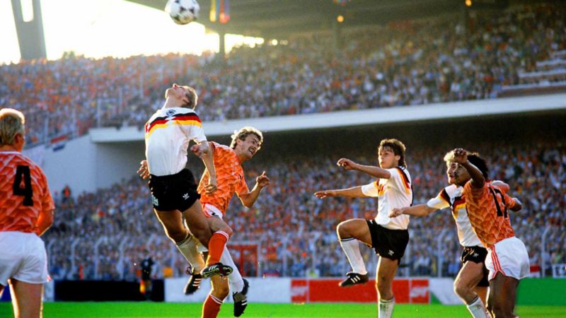EM 1988 - Deutschland vs. Niederlande - Strafraumszene