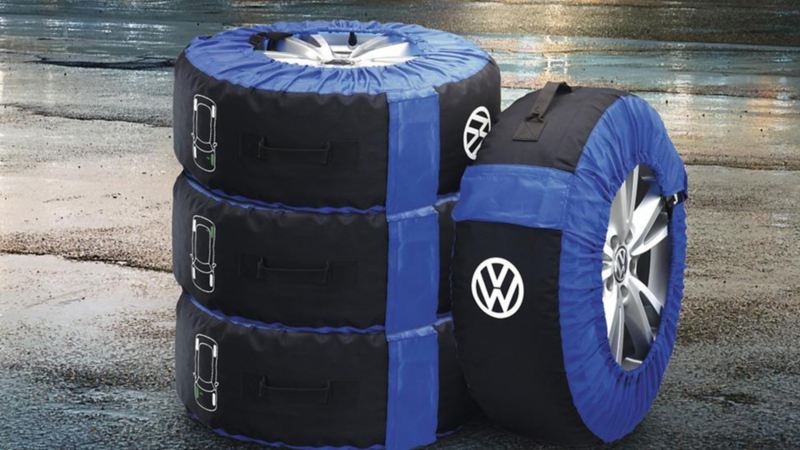 Des pneus Volkswagen protégés par une couverture
