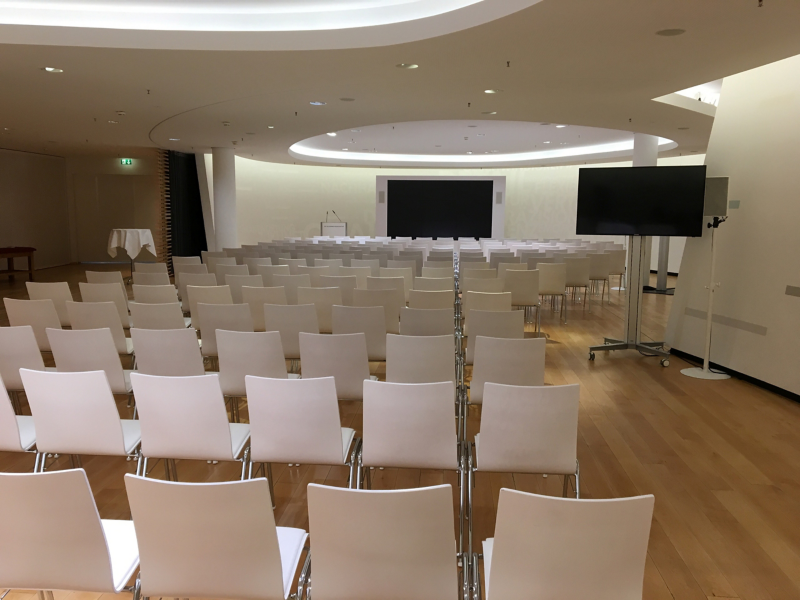 ID Flor with example of seating in VW's Transparent Factory