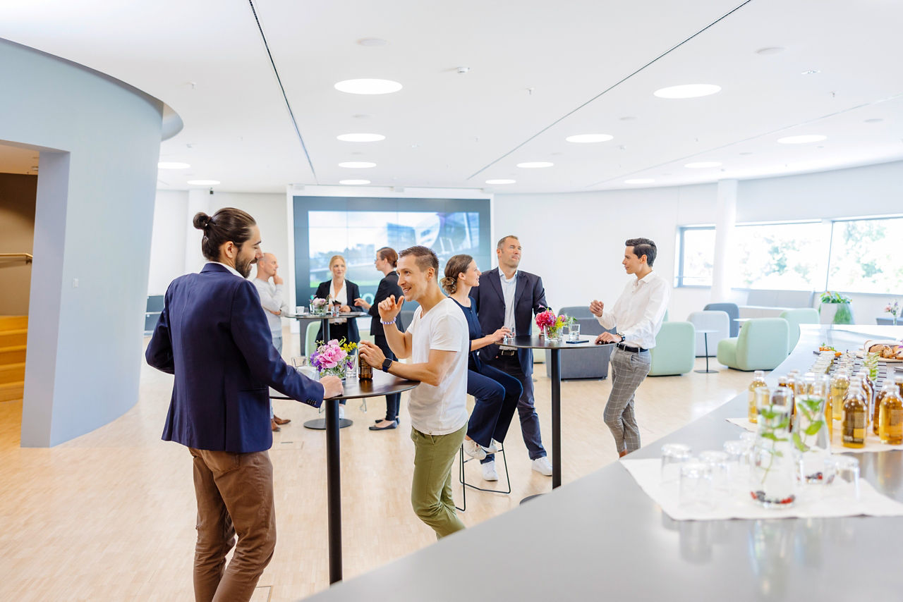 ID Studio mit Besuchern bei einer Veranstaltung